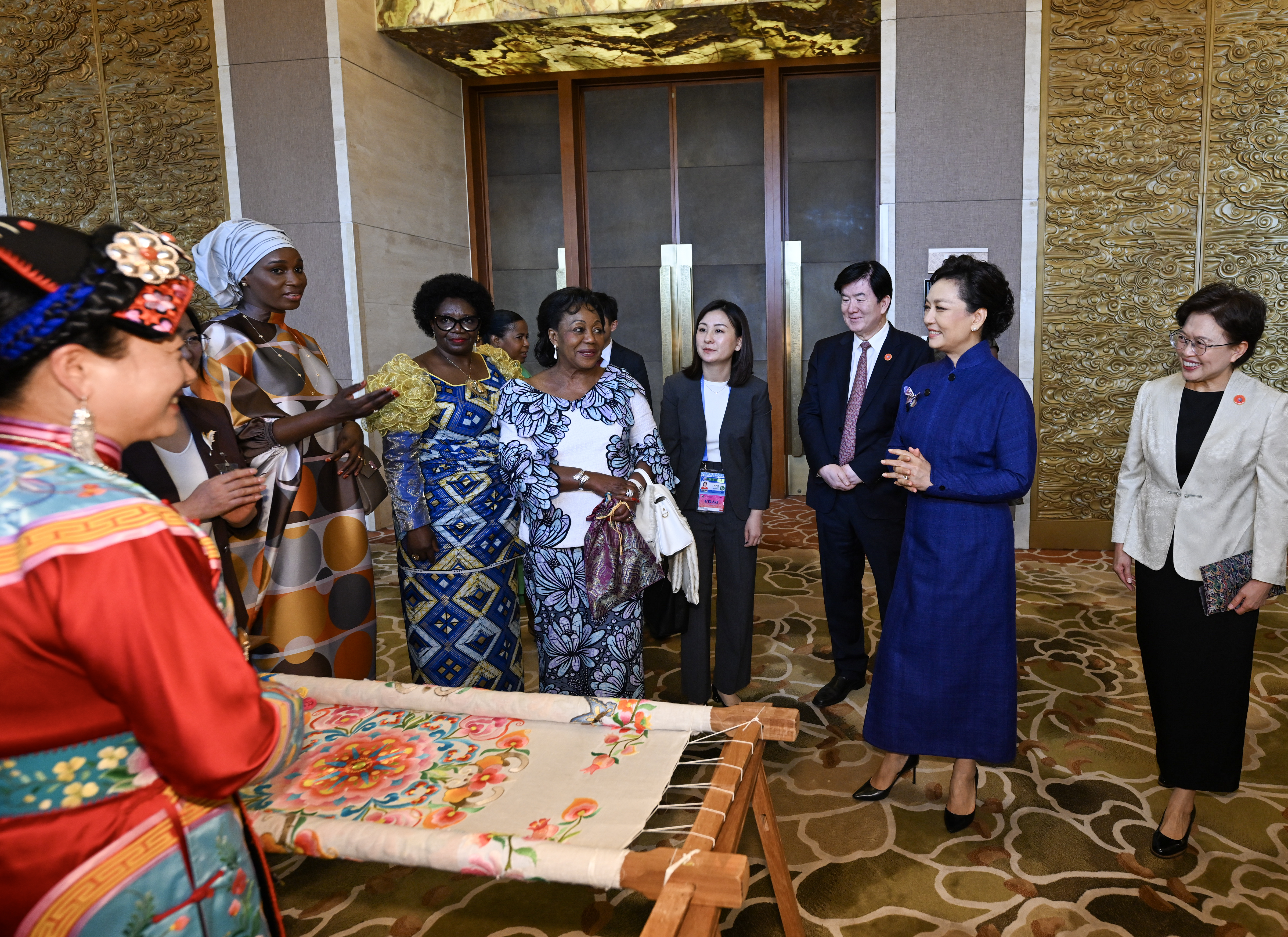 CHINA-BEIJING-PENG LIYUAN-KTT FOCAC-PERTEMUAN TEMATIK-PENDIDIKAN PEREMPUAN-2-Image-1