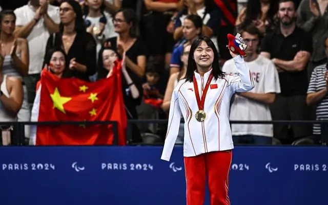 Atlet Renang China Jiang Yuyan Raih Emas Keempat Paralimpiade Paris 2024-Image-1