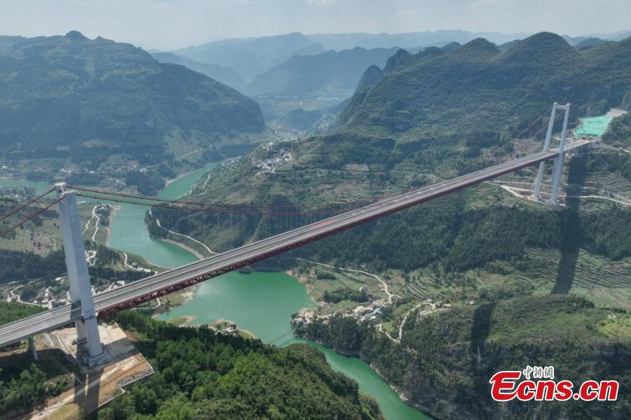 Potret : Pesona Jembatan Sungai Tongzi Guizhou-Image-6