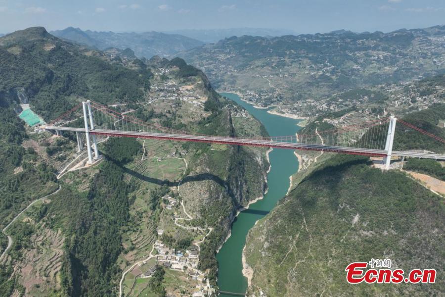 Potret : Pesona Jembatan Sungai Tongzi Guizhou-Image-5