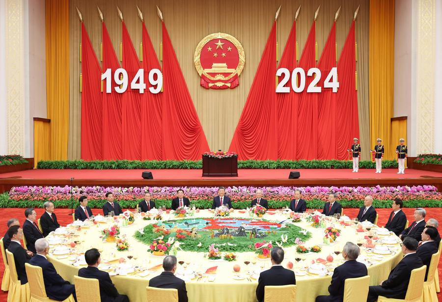 Xi Jinping janjikan pencapaian dan kontribusi nasional lebih besar dalam perdamaian dan pembangunan umat manusia-Image-2