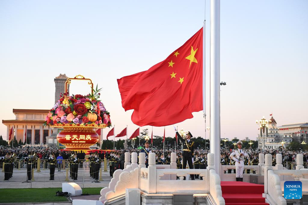 Potret : Upacara HUT ke-75 Berdirinya RRT di Lapangan Tian'anmen-Image-5