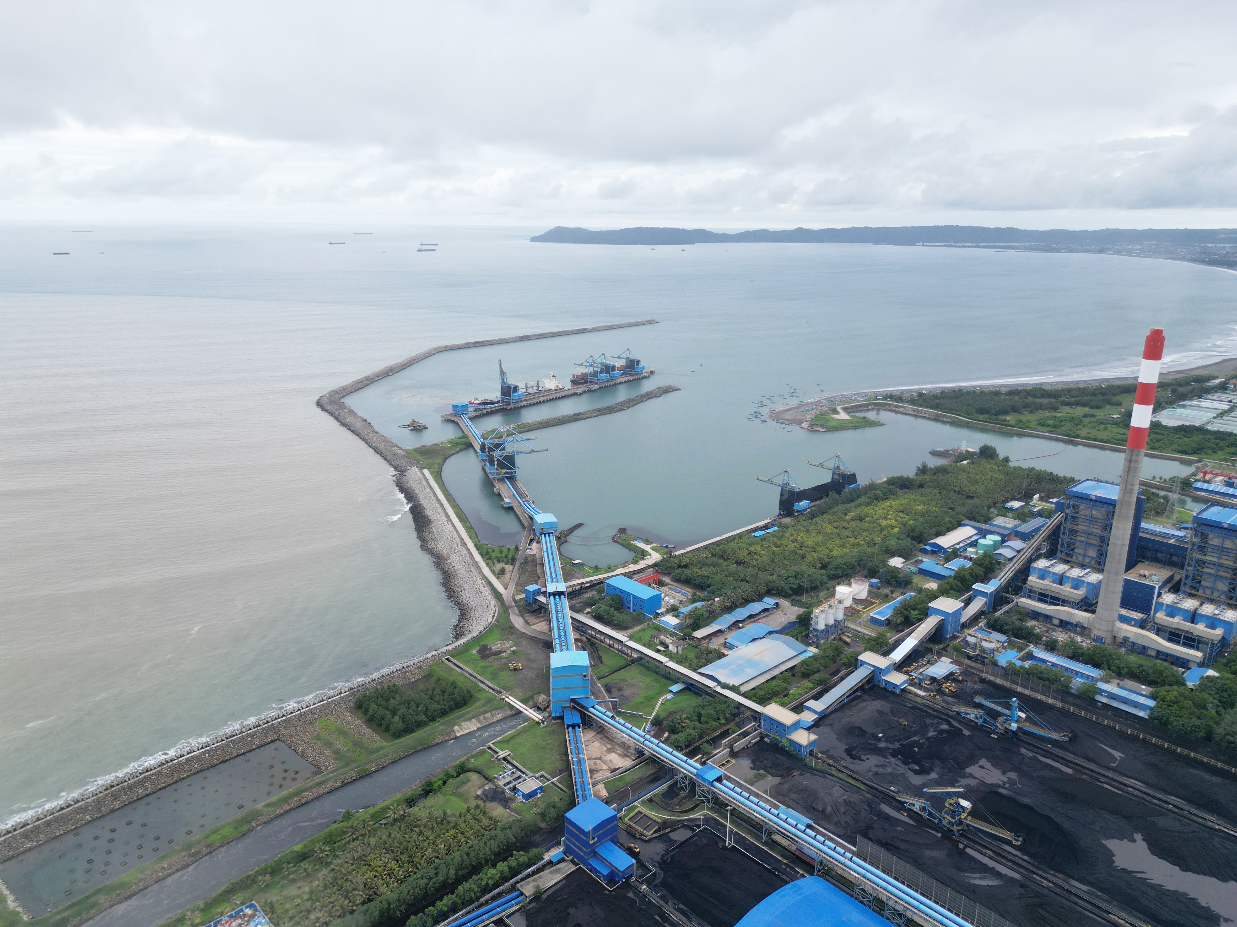 Pembangkit listrik Cilacap rampungkan perluasan dermaga pelabuhan-Image-2