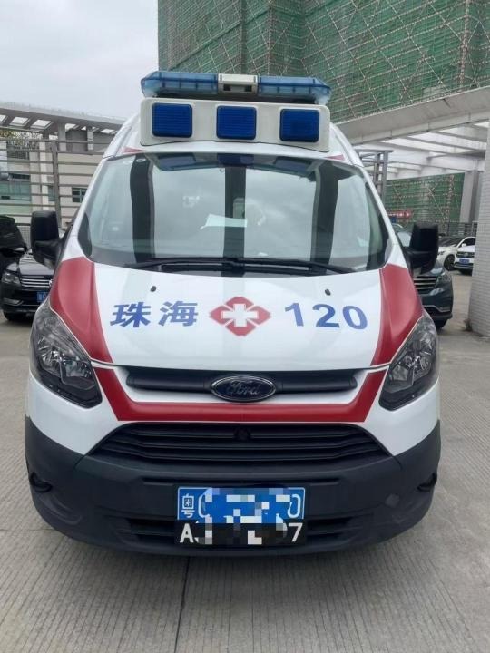 Dukung Medis Lintas Batas, Ambulans Plat Nomor Tiongkok dan Makau Siap Beroperasi-Image-1