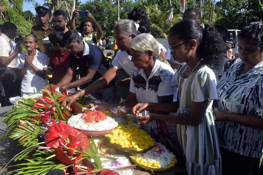 Album Asia: Warga Sri Lanka kenang para korban tsunami Samudra Hindia 2004-Image-3