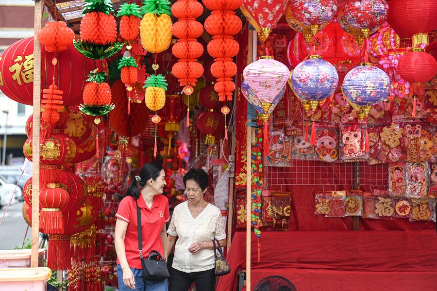 Album Asia: Suasana menyambut Imlek telah terasa di kawasan Pecinan Glodok, Jakarta-Image-3 Album Asia: Suasana menyambut Imlek telah terasa di kawasan Pecinan Glodok, Jakarta-Image-3