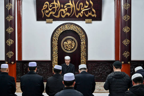 Potret : Momen Tarawih Pertama di Masjid Fayuan, Beijing-Image-2