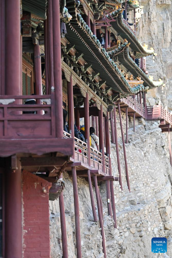 Potret : Pemandangan Kuil Gantung di Shanxi, China-Image-7