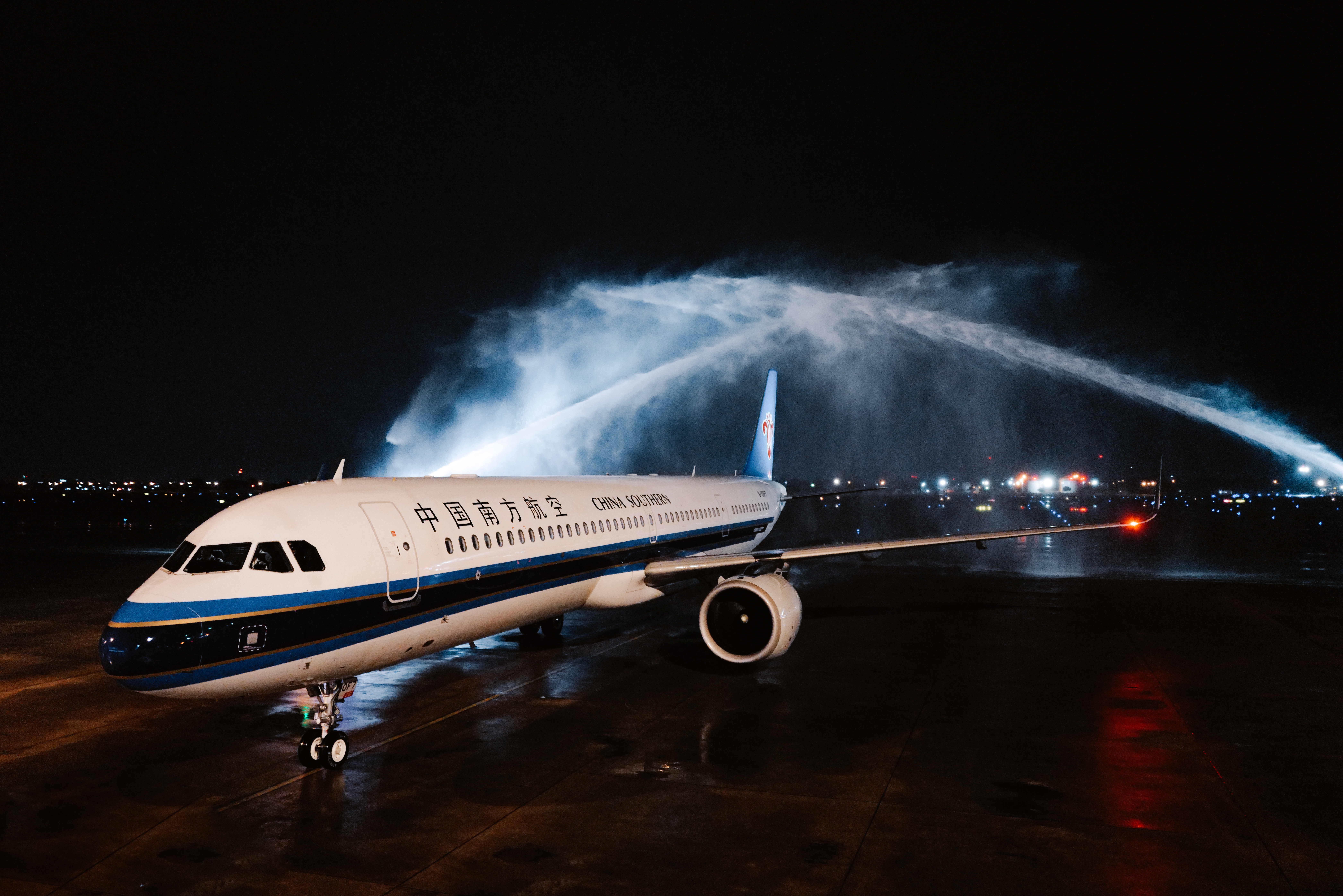 China Southern Airlines Resmi Luncurkan Penerbangan Langsung Guangzhou-Surabaya-Image-1 China Southern Airlines Resmi Luncurkan Penerbangan Langsung Guangzhou-Surabaya-Image-1
