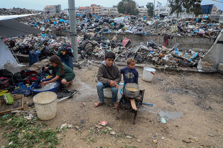 Korban Tewas akibat Serangan Israel di Gaza sejak 7 Oktober 2023 Tembus 50.000 Orang-Image-2 Korban Tewas akibat Serangan Israel di Gaza sejak 7 Oktober 2023 Tembus 50.000 Orang-Image-2