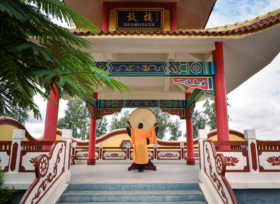 Menengok Sejumlah Murid Berlatih Kung Fu di Pusat Kebudayaan Kuil Shaolin di Lusaka, Zambia-Image-2 Menengok Sejumlah Murid Berlatih Kung Fu di Pusat Kebudayaan Kuil Shaolin di Lusaka, Zambia-Image-2