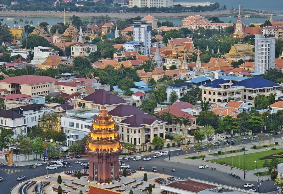 Menengok Keindahan Kota Phnom Penh di Kamboja-Image-2