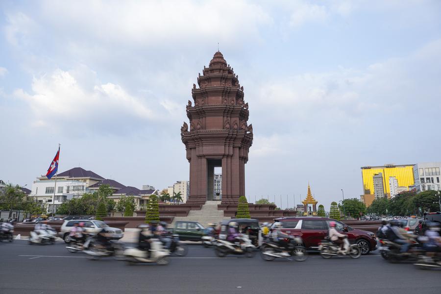 Menengok Keindahan Kota Phnom Penh di Kamboja-Image-3