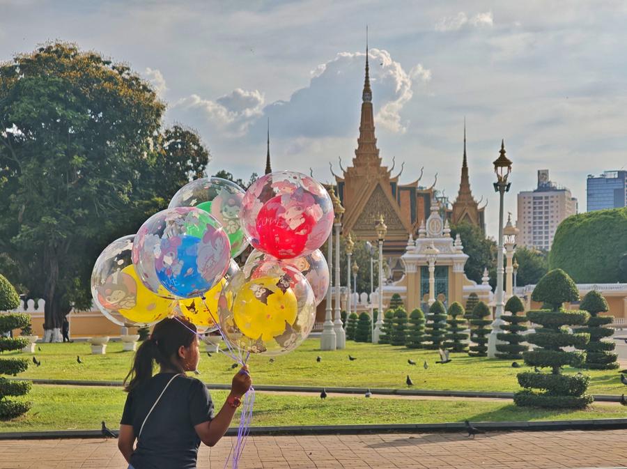 Menengok Keindahan Kota Phnom Penh di Kamboja-Image-10