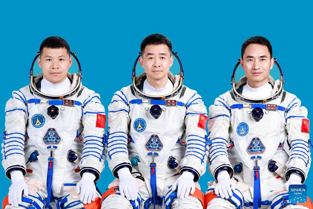 China Luncurkan Kru Shenzhou-20 Pada Misi Stasiun Luar Angkasa-Image-1 China Luncurkan Kru Shenzhou-20 Pada Misi Stasiun Luar Angkasa-Image-1