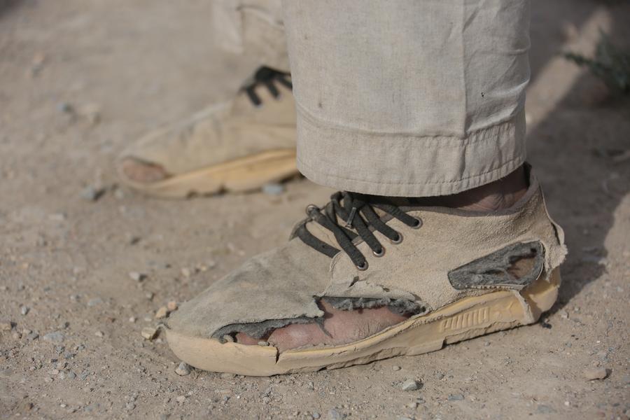 Buruh Afghanistan Berjuang Keras Hadapi Lilitan Utang dan Kelangkaan Lapangan Kerja-Image-2