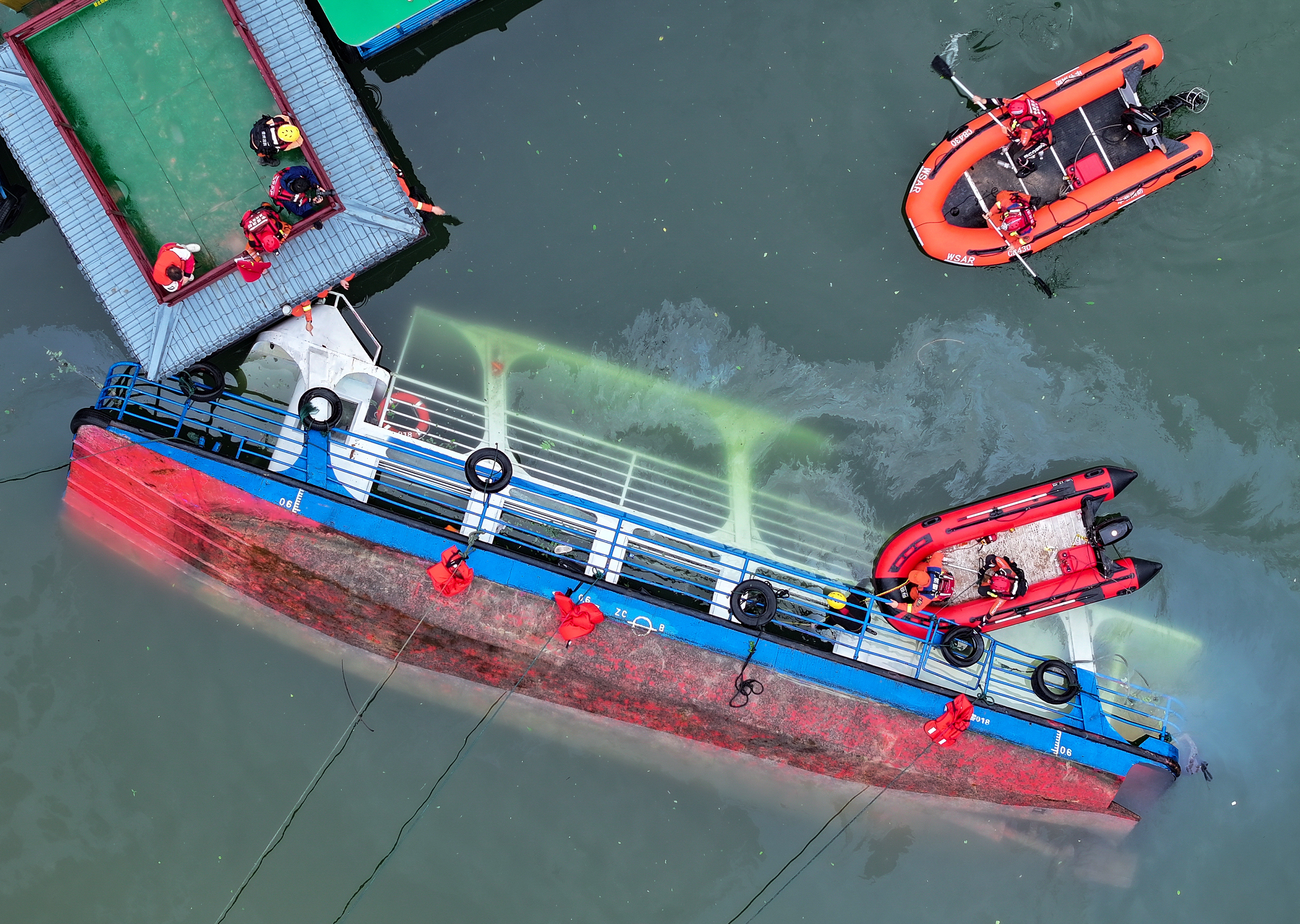 9 Orang Tewas, 1 Hilang dalam Kecelakaan Perahu Terbalik di China Barat Daya-Image-5