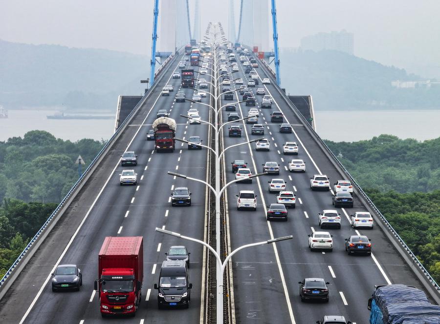 Menengok Puncak Arus Balik di Seantero China pada Hari Terakhir Libur Hari Buruh-Image-2 Menengok Puncak Arus Balik di Seantero China pada Hari Terakhir Libur Hari Buruh-Image-2