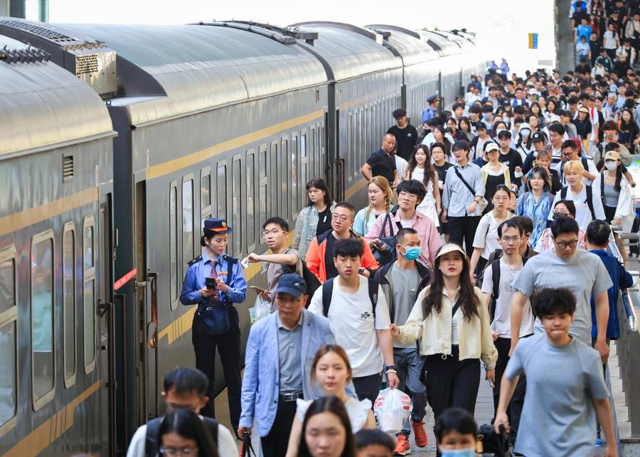 Konsumsi Liburan Hari Buruh di China Cerminkan Vitalitas Ekonomi-Image-2