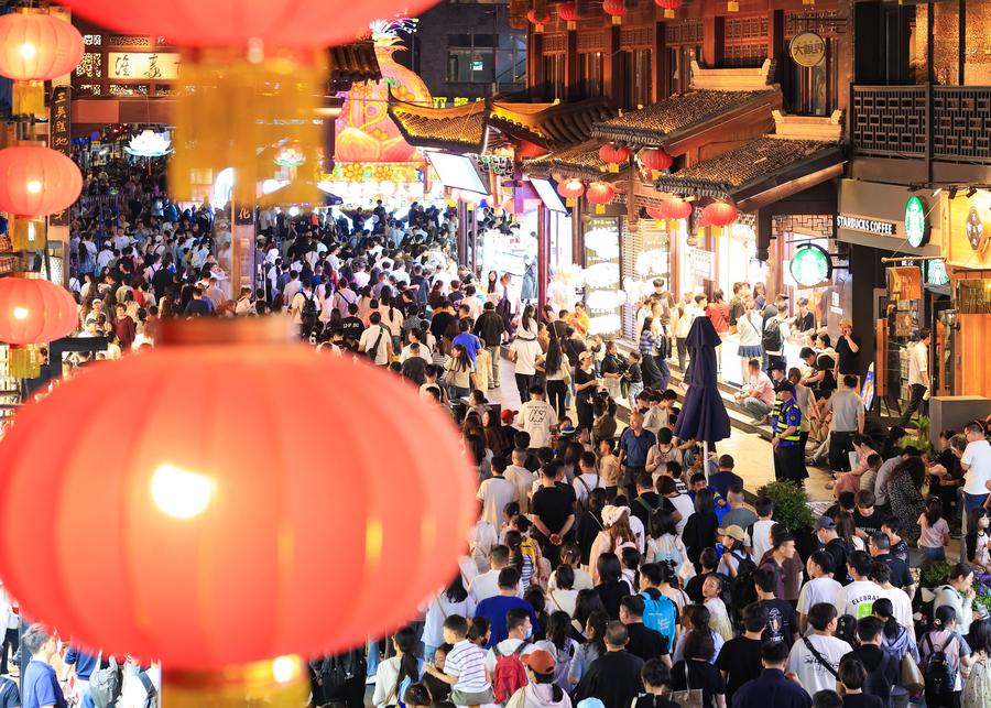 Konsumsi Liburan Hari Buruh di China Cerminkan Vitalitas Ekonomi-Image-4