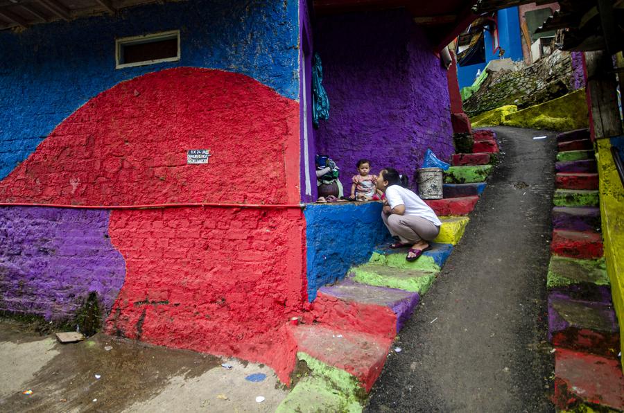 Album Asia: Mengunjungi kampung warna-warni Lembur Katumbiri di Bandung-Image-3 Album Asia: Mengunjungi kampung warna-warni Lembur Katumbiri di Bandung-Image-3