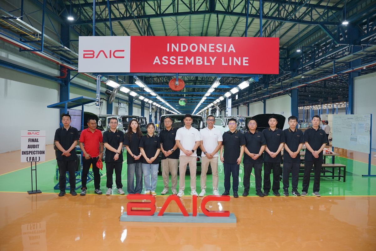 Dukung Produksi Kendaraan BJ40 Plus, Tim Ahli Otomotif  BAIC China Tinjau Pabrik di Indonesia-Image-1