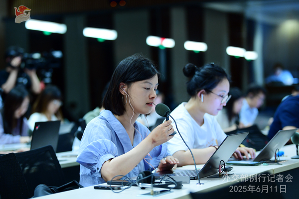 Konferensi Pers Kemenlu China 11 Juni 2025-Image-2