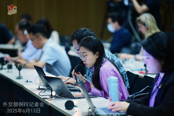 Konferensi Pers Kemenlu China 13 Juni 2025-Image-2