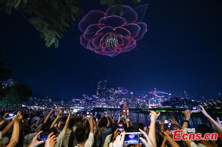 Potret : Pertunjukan Cahaya Drone Chongqing Pecahkan Rekor Dunia Guinness-Image-3