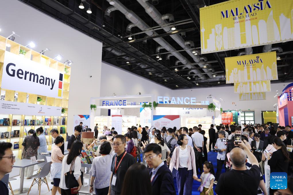 Potret : Pameran Buku Internasional Beijing Ke-31-Image-13