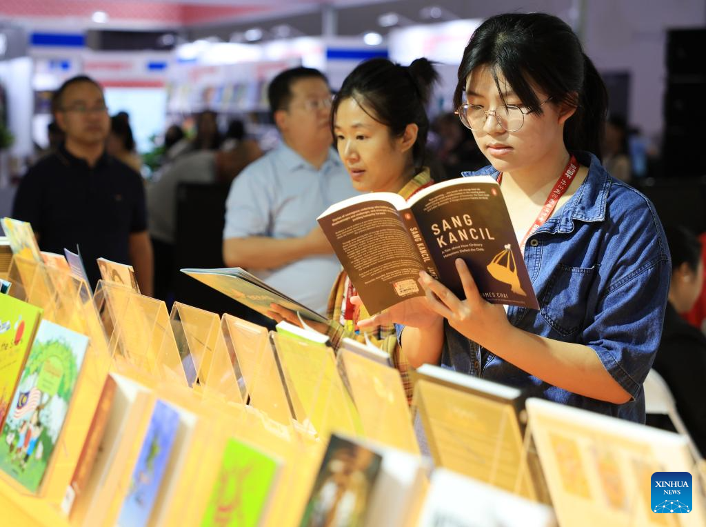 Potret : Pameran Buku Internasional Beijing Ke-31-Image-9