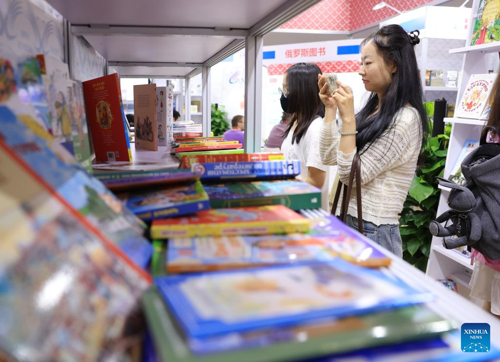 Potret : Pameran Buku Internasional Beijing Ke-31-Image-8