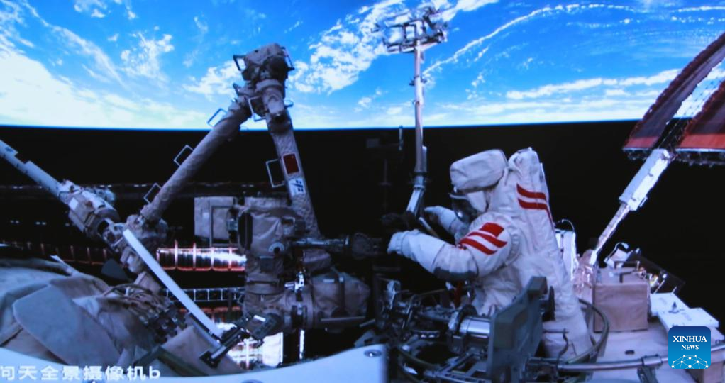 Astronot Shenzhou-20 Selesaikan Rangkaian Kedua Aktivitas Ekstravehicular-Image-1 Astronot Shenzhou-20 Selesaikan Rangkaian Kedua Aktivitas Ekstravehicular-Image-1