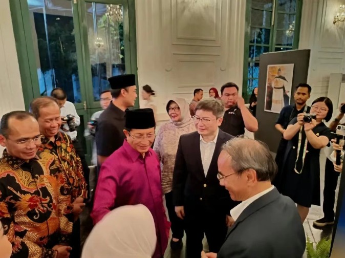 Peringati 620 Tahun Zheng He ke Barat, Kedubes Tiongkok Gelar Pameran Budaya Tiongkok - Indonesia-Image-2 Peringati 620 Tahun Zheng He ke Barat, Kedubes Tiongkok Gelar Pameran Budaya Tiongkok - Indonesia-Image-2