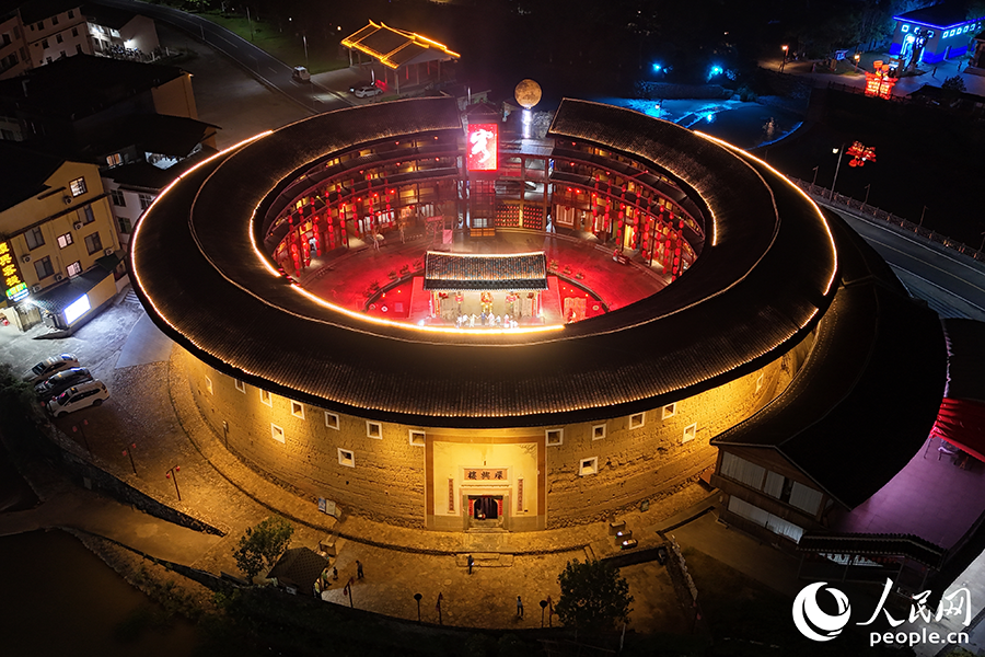 Potret : Artistik Tulou di Fujian, China-Image-2 Potret : Artistik Tulou di Fujian, China-Image-2