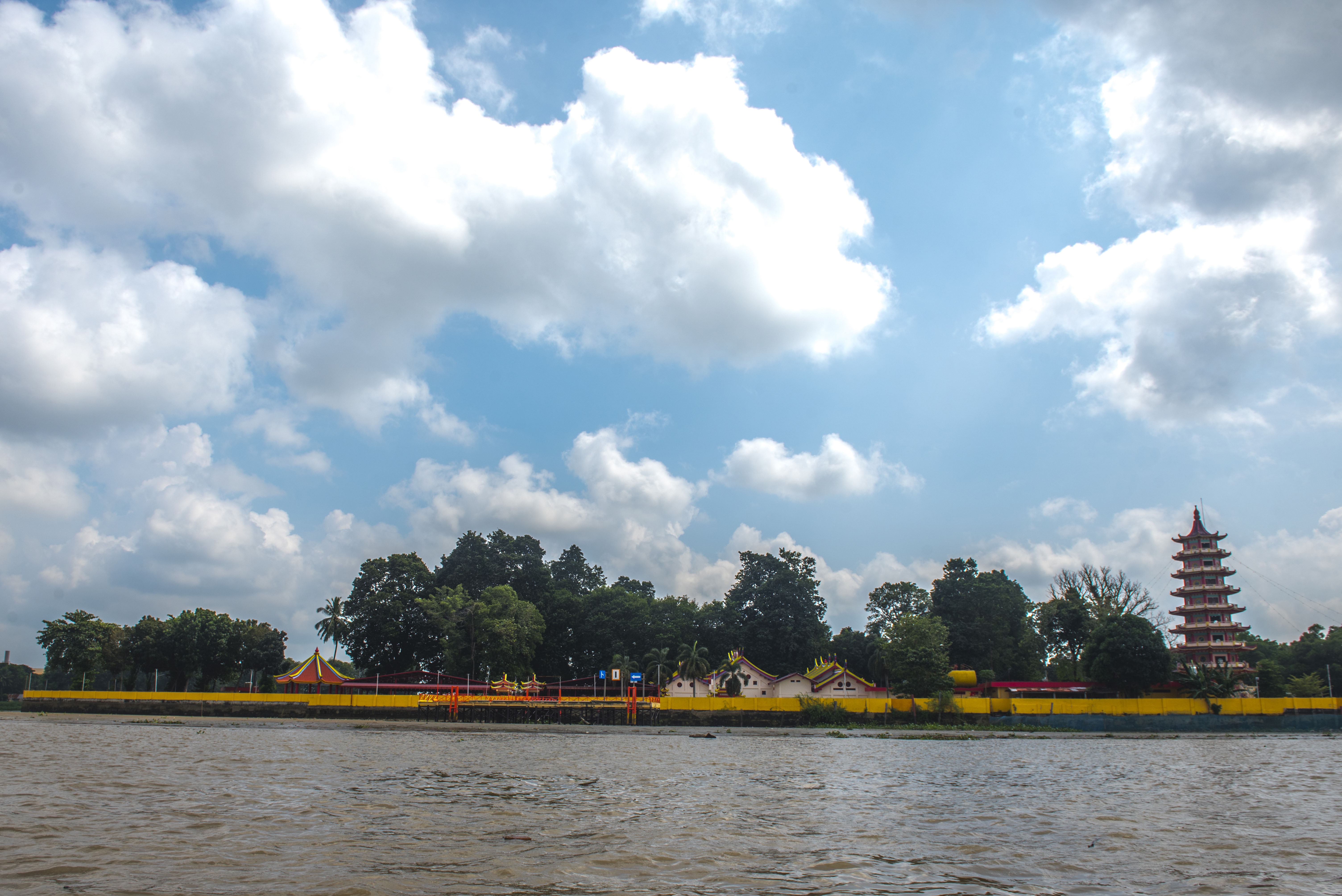 Legenda Pulau Kemaro sebagai Simbol Harmoni dan Budaya Tionghoa di Sumatra Selatan-Image-5 Legenda Pulau Kemaro sebagai Simbol Harmoni dan Budaya Tionghoa di Sumatra Selatan-Image-5