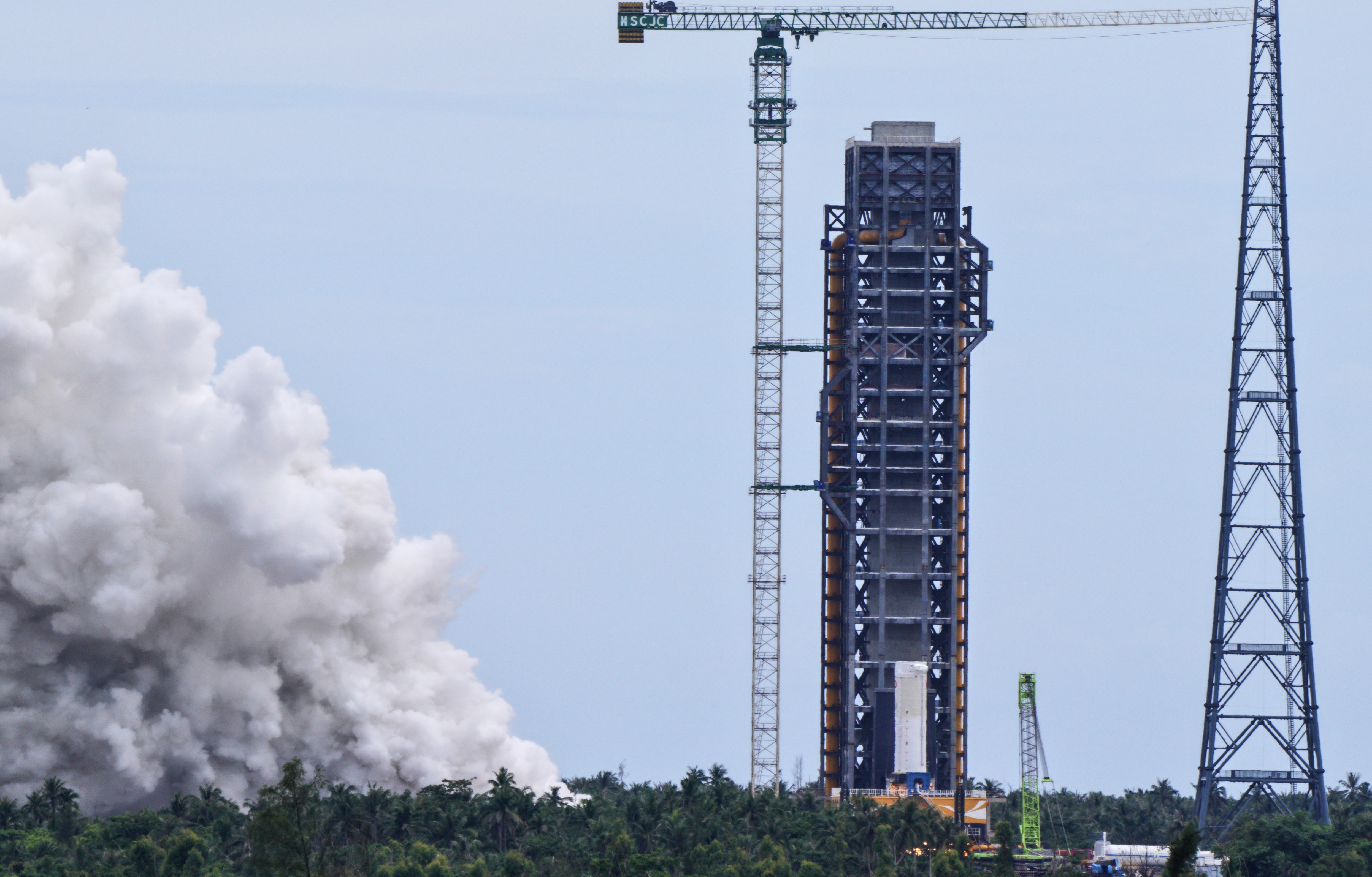 Roket Pengangkut Long March-10 Milik China Berhasil Tuntaskan Uji Pembakaran Statis Pertama-Image-1 Roket Pengangkut Long March-10 Milik China Berhasil Tuntaskan Uji Pembakaran Statis Pertama-Image-1