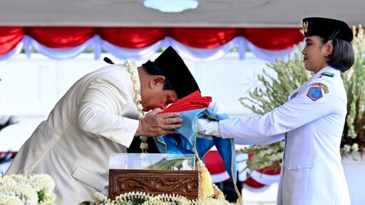 Potret : Detik - Detik Peringatan HUT RI Ke 80 di Istana Merdeka-Image-2