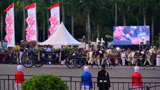 Potret : Detik - Detik Peringatan HUT RI Ke 80 di Istana Merdeka-Image-4