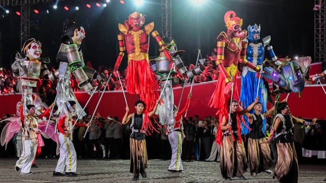 Pesta Rakyat dan Karnaval Meriahkan Hut RI Ke 80-Image-2