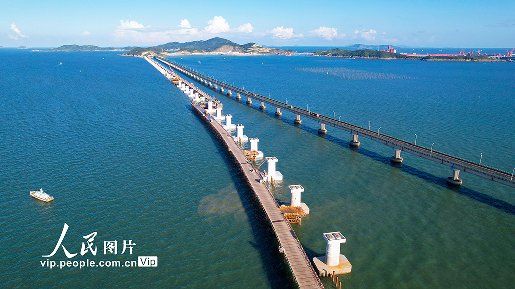 Potret : Pembangunan Jembatan Lintas Laut di Taizhou-Image-3