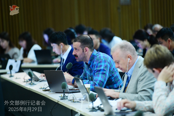 Konferensi Pers Kemenlu China 29 Agustus 2025-Image-2