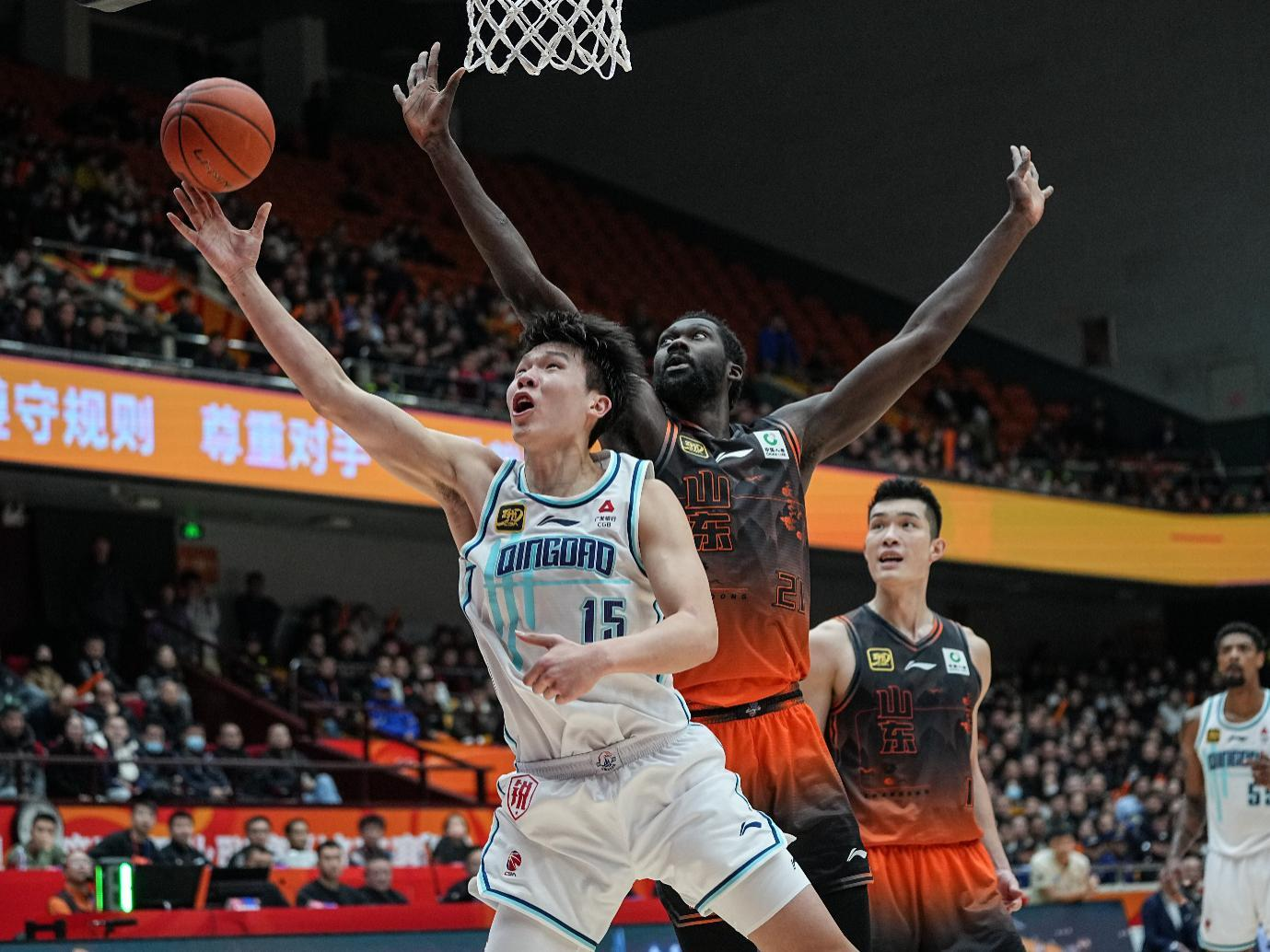 Yang Hansen: Dari Pilihan Draft yang Mengejutkan Menjadi Eksperimen Terberani NBA-Image-2 Yang Hansen: Dari Pilihan Draft yang Mengejutkan Menjadi Eksperimen Terberani NBA-Image-2