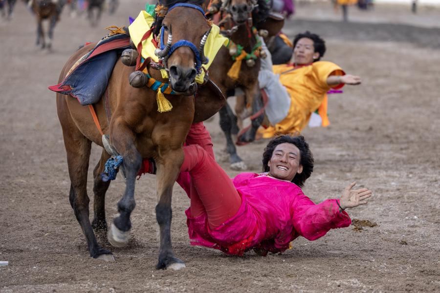 Potret: Festival Balap Kuda Tradisional Nagqu Xizang-Image-11
