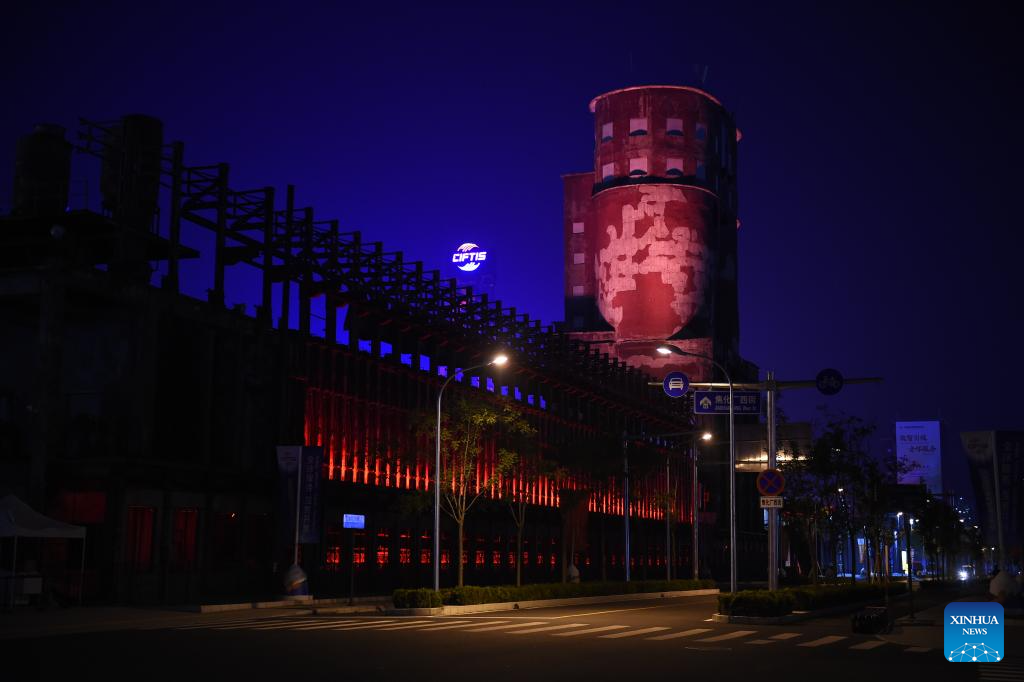 POTRET: Taman Shougang CIFTIS 2025 di Beijing-Image-6