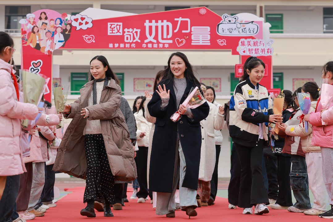 Buku Putih Uraikan Upaya Tiongkok Tentang Perkembangan Perempuan-Image-1