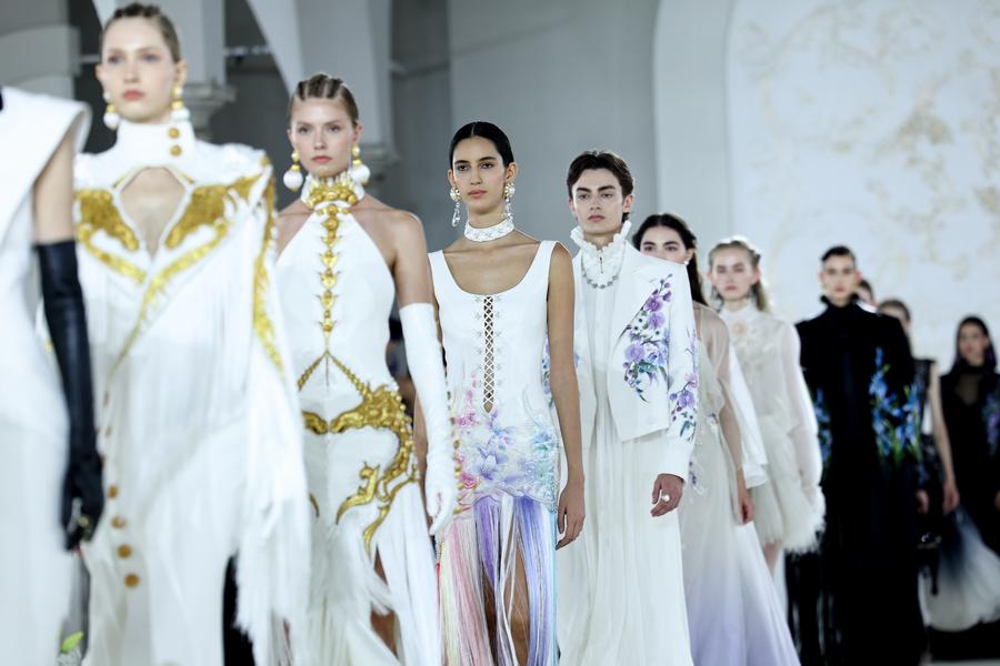 Merek Fesyen China Berkibar di Milan Fashion Week-Image-2