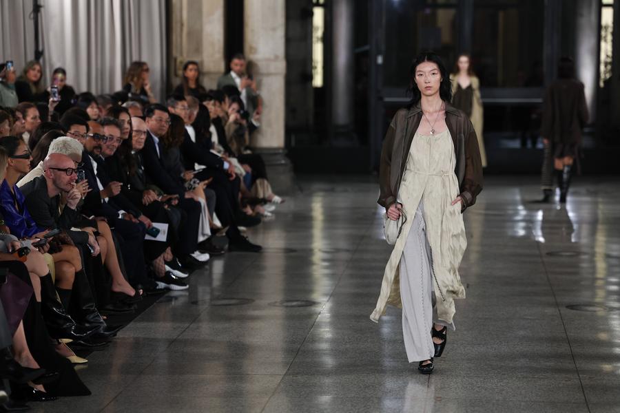 Merek Fesyen China Berkibar di Milan Fashion Week-Image-3