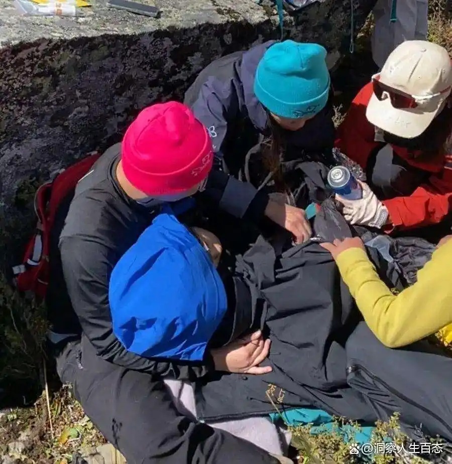 Hujan Salju Lebat Paksa 137 Pendaki di China Direlokasi-Image-1