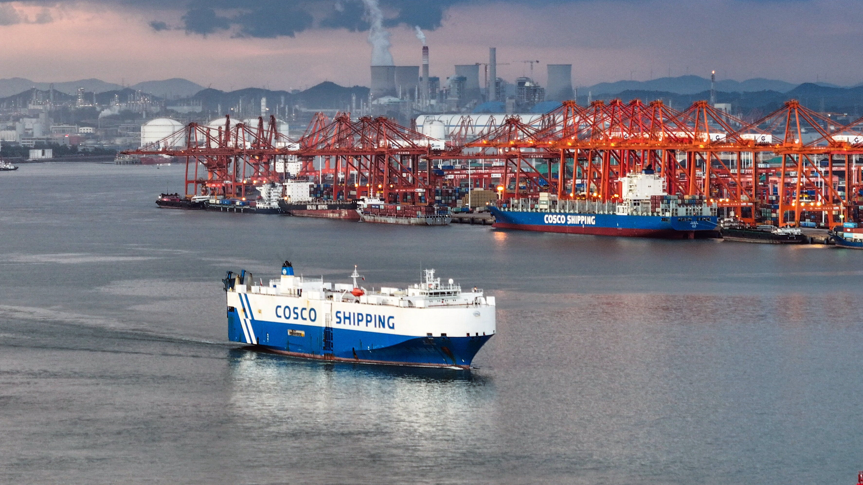 China akan Berlakukan Bea Pelabuhan Khusus bagi Kapal AS-Image-1